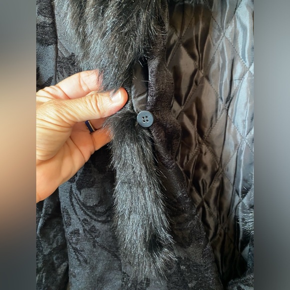 Vtg Y2K Black Coat Tapestry Brocade Faux Fur Goth Merona Pockets Punk Holiday S - Picture 9 of 12